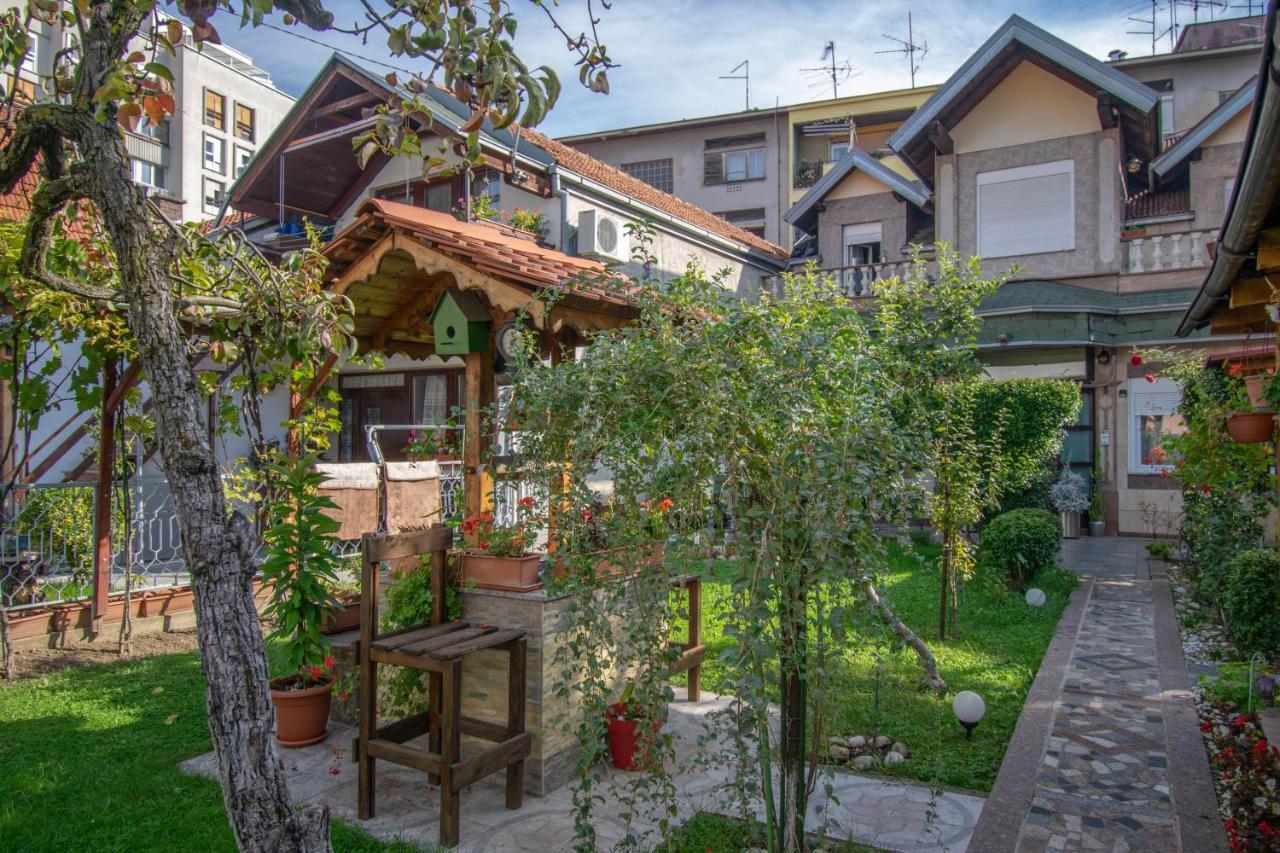 Studio Apartman Dalia Apartment Zagreb Exterior foto